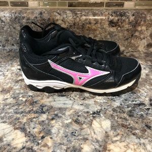 Girls size 1.5 cleats